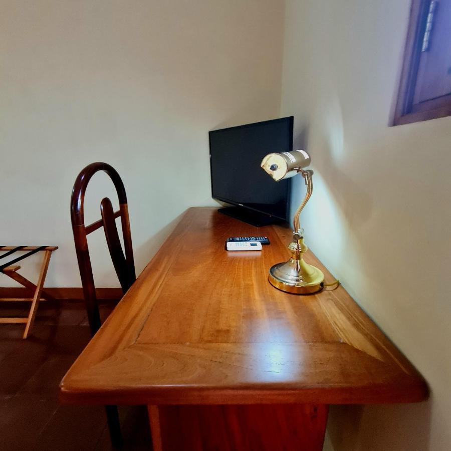 Hotel Austria Leon Bagian luar foto