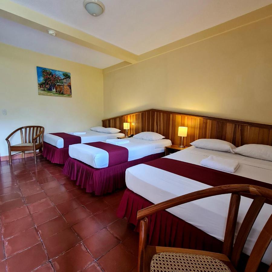 Hotel Austria Leon Bagian luar foto
