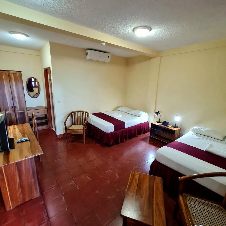 Hotel Austria Leon Bagian luar foto