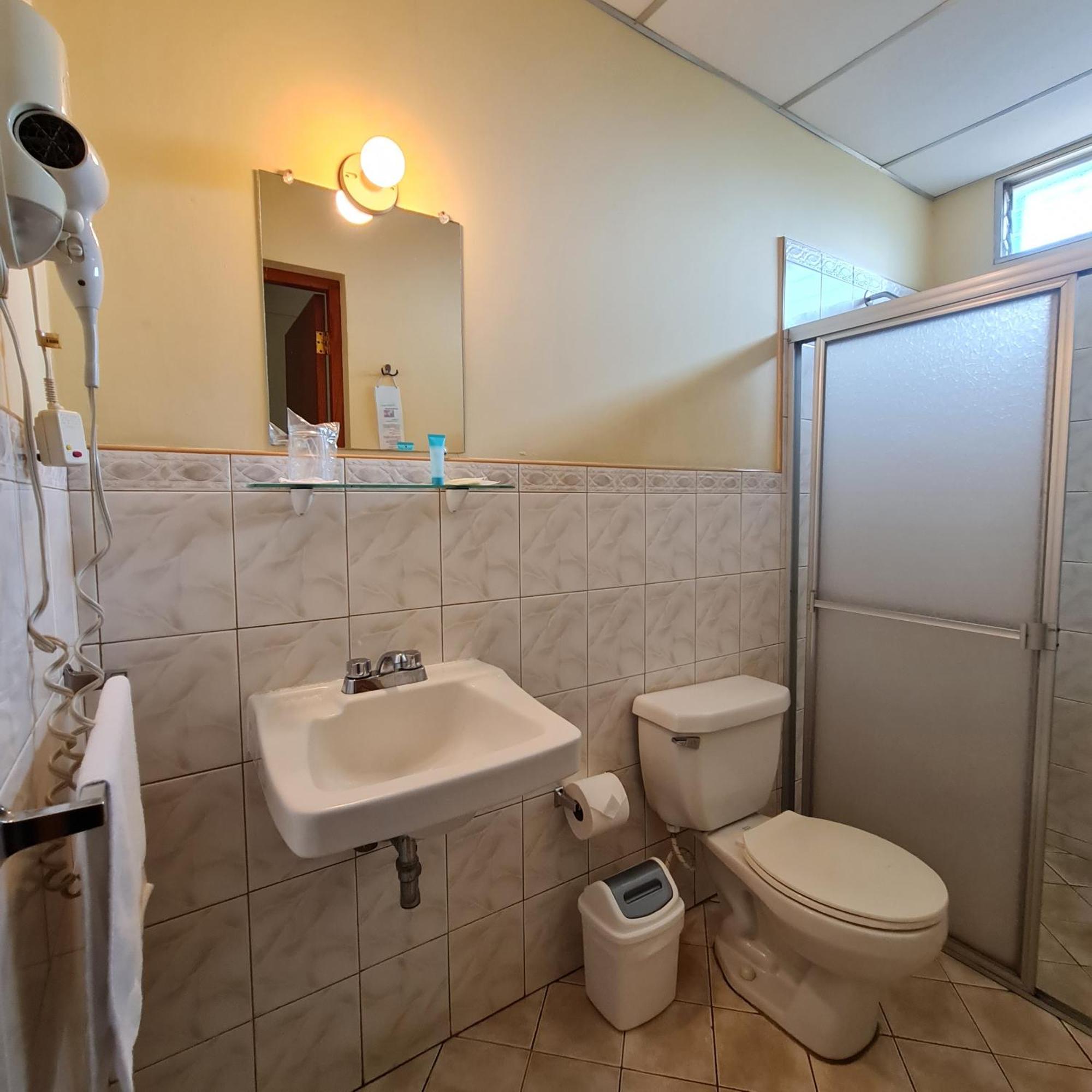 Hotel Austria Leon Bagian luar foto