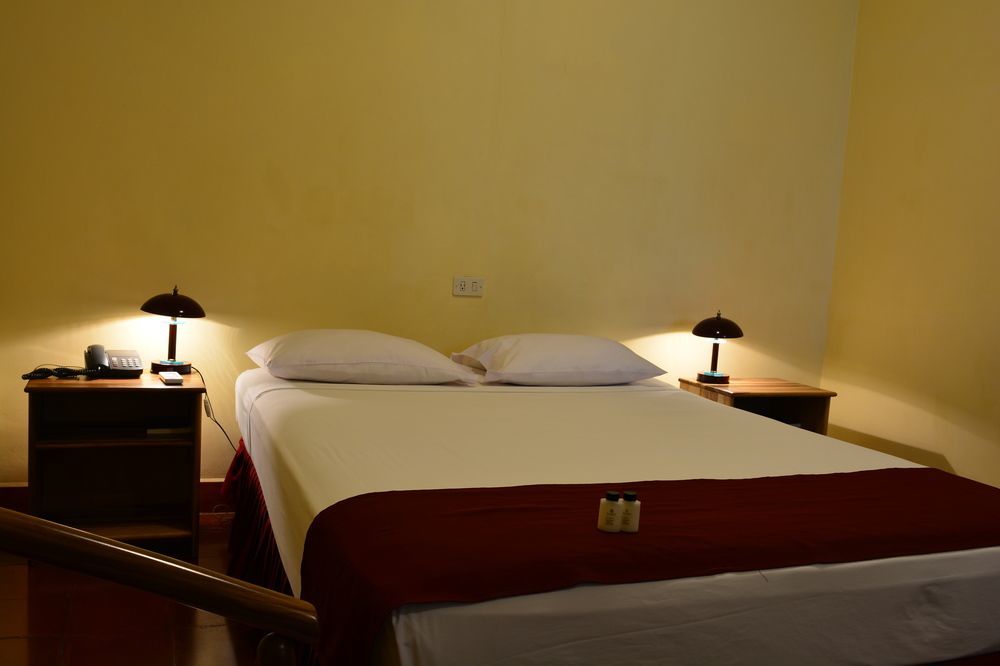 Hotel Austria Leon Bagian luar foto